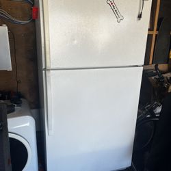 Whirlpool Refrigerator 