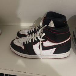 jordan 1 bloodlines, size 10.5