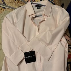 Women’s dress shirts med/large tags on most