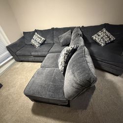 Couch 3 Piece Sectional - Grey