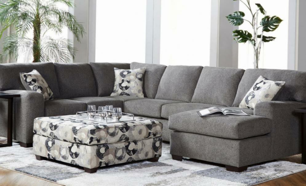 Huges large sectional NEW
