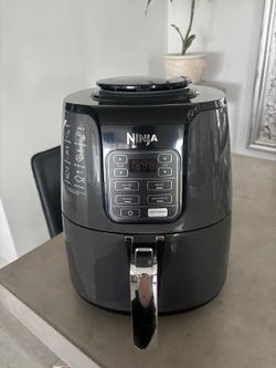 Ninja - Air Fryer - Black/Gray AF101…$70 Excellent condition