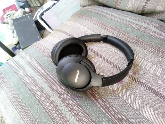 Yumondear High Quality Sound Canceling Bluetooth Headphones 🎧