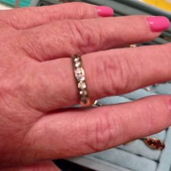 Unisex 14k Gold Diamond  Wedding Band