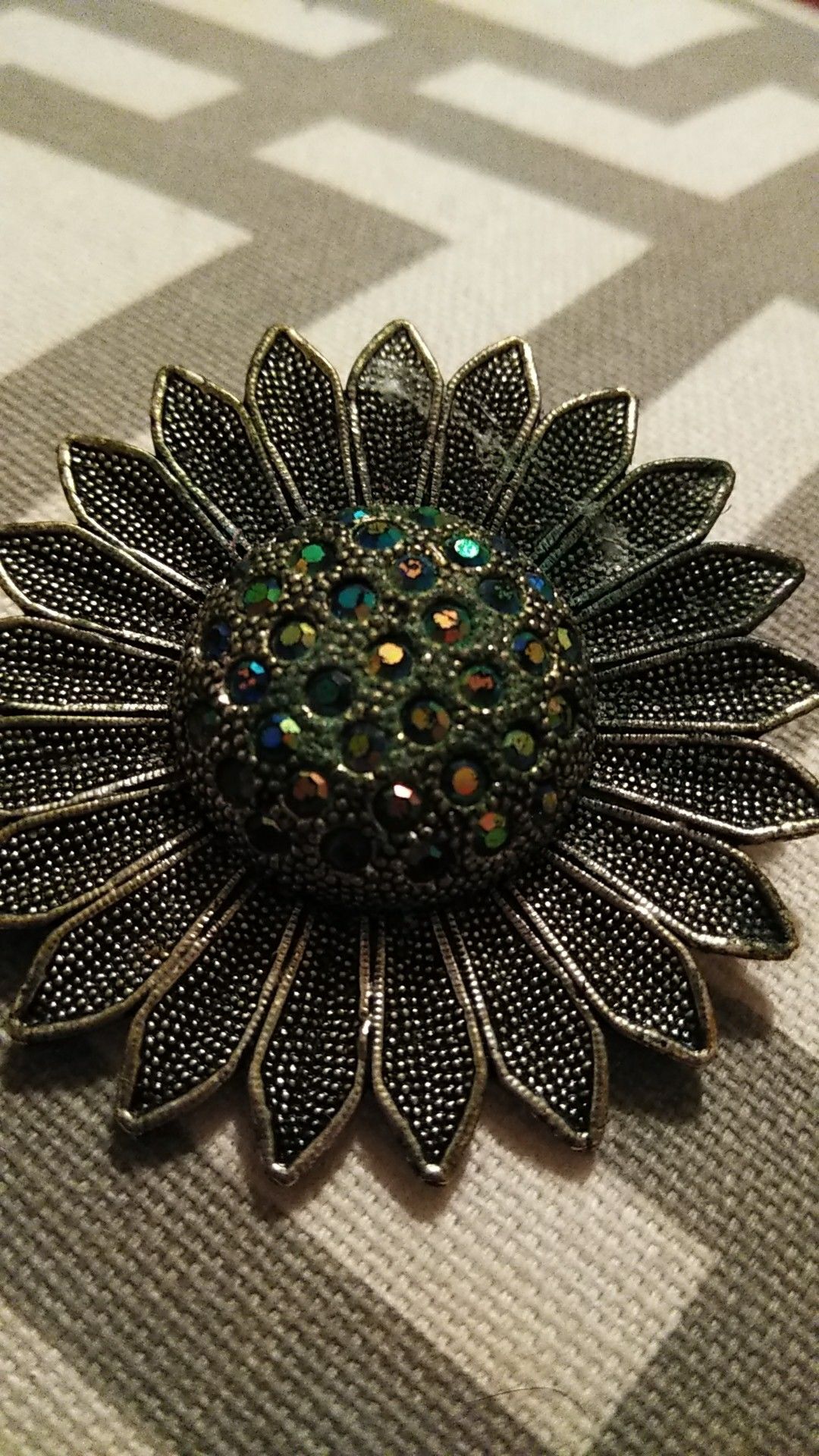 Vintage Brooch/Pin