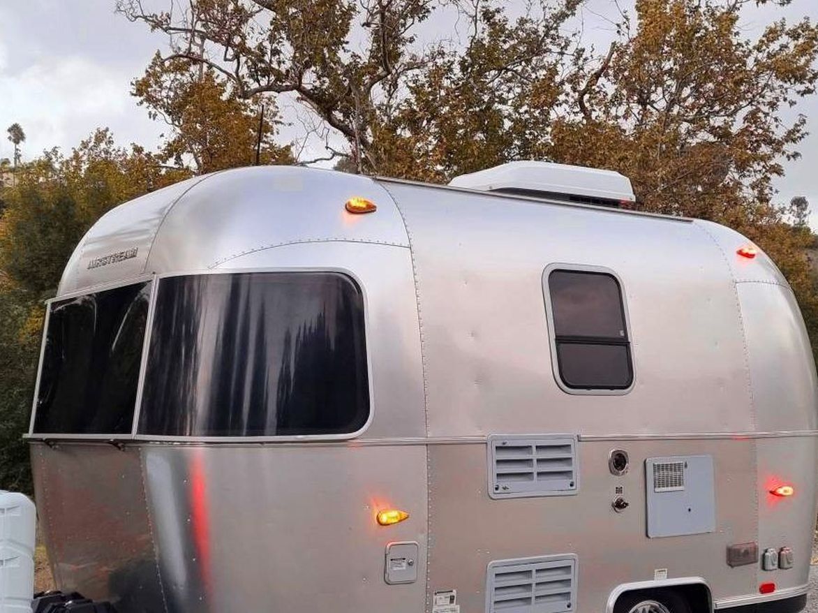 16FT 2009 Airstream Bambi Sport No Accident