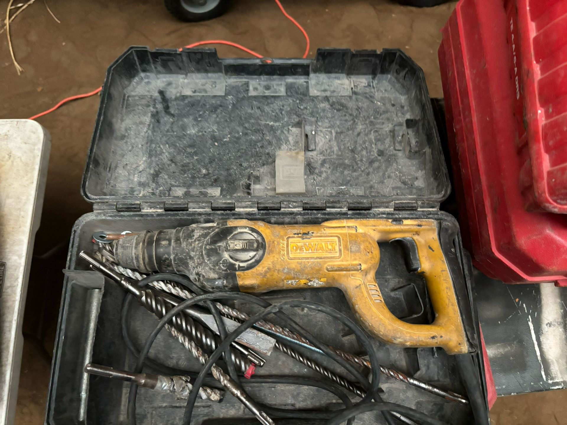Dewalt Hammer Drill & Drill Bits