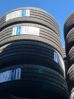 235/55R18 KUMHO CRUGEN EV HP71