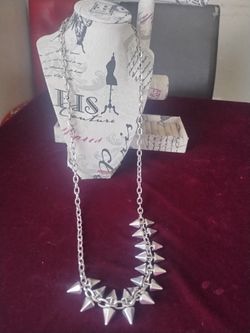 Bebe Collar 26"