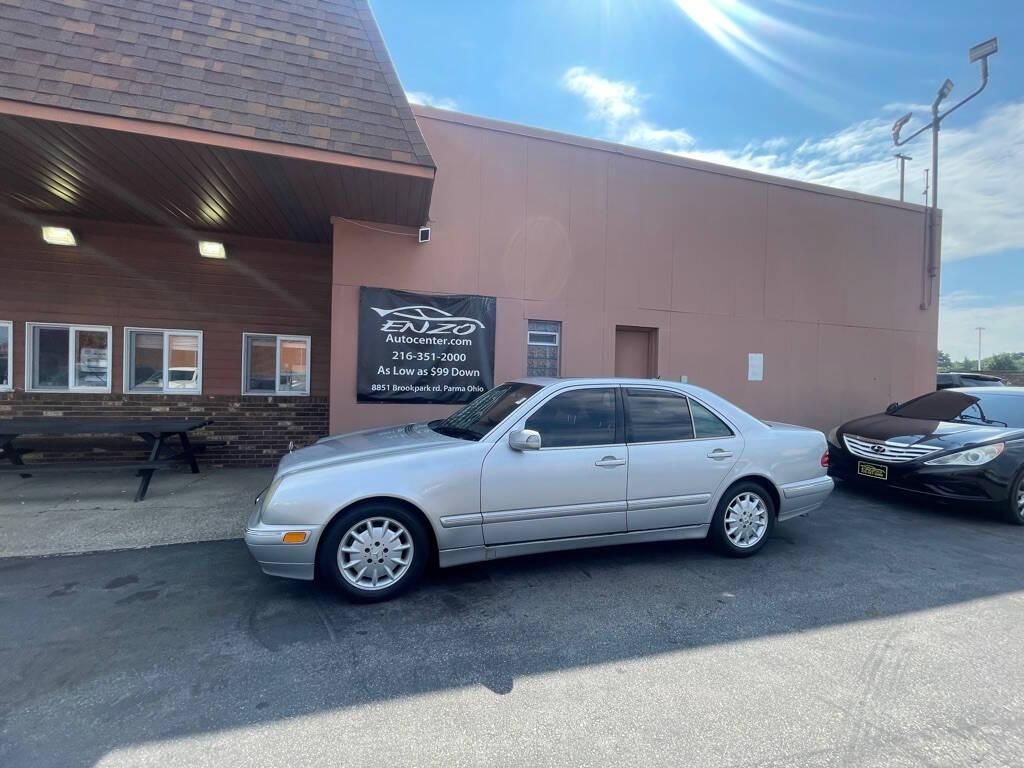 2000 Mercedes-Benz E 320
