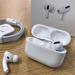 Apple Airpods Brand New