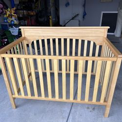 Graco Wooden Crib