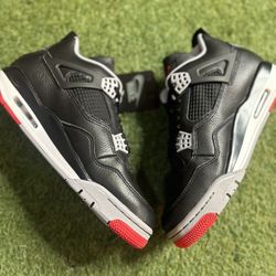 Jordan 4 Reimagined Size 9.5