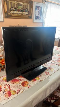 LG flat-screen television, such as the LG 32LV2500 32-Inch Class LED HDTV.