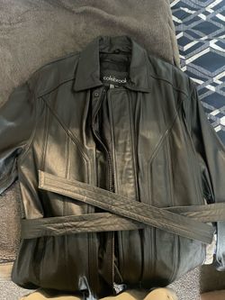 Colebrook black 3/4 long leather coat/ Size LT/GA