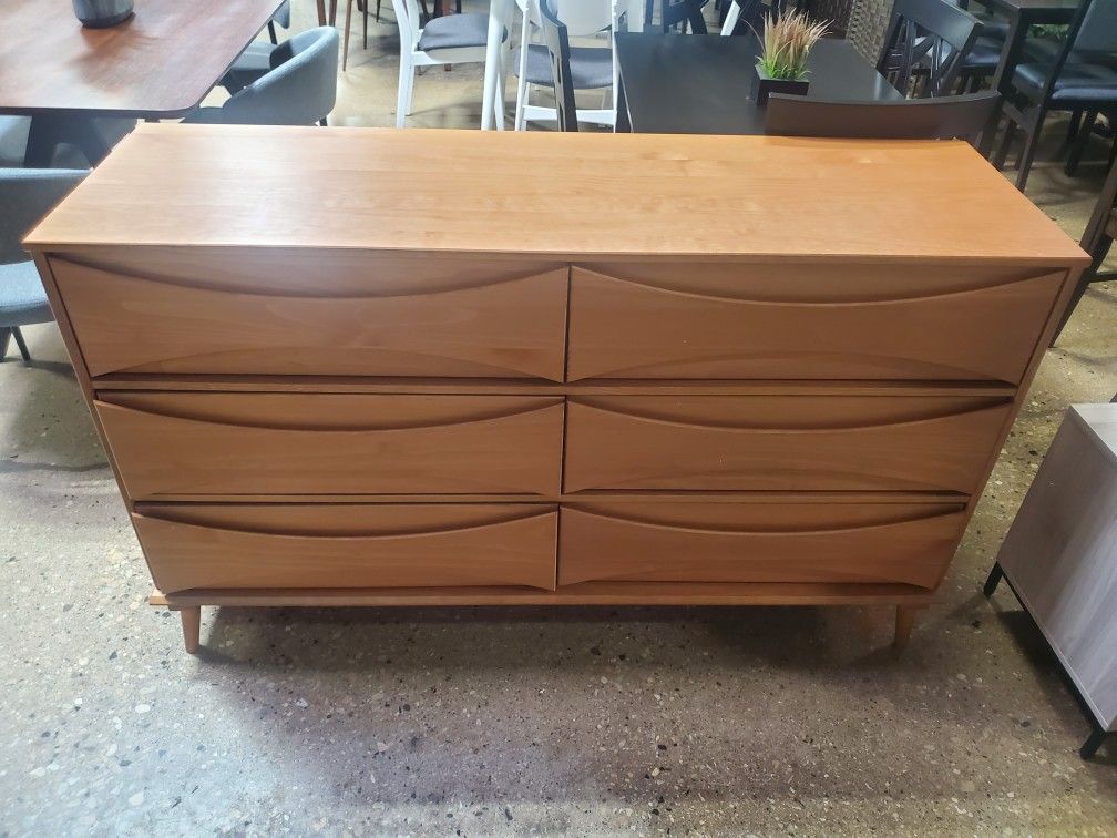 Mid Century Modern Style 6-Drawer Dresser (New)
