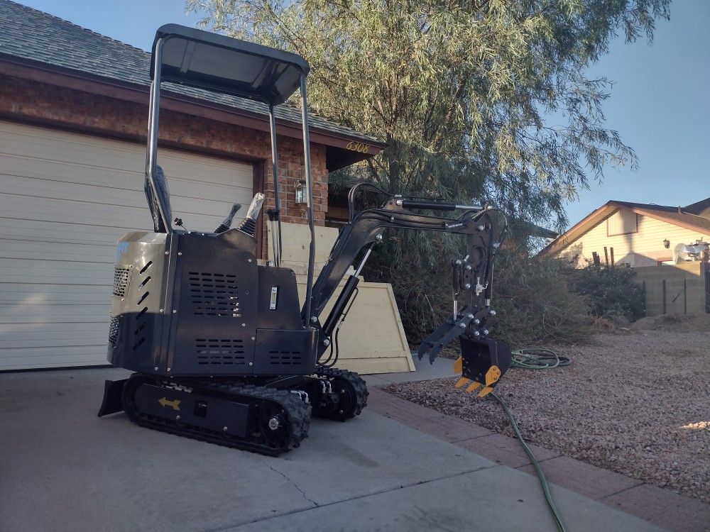 New 1.7 Ton Excavator