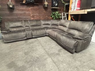 Redding 6Piece power reclining sectional