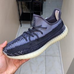 Yeezy 350 Carbon