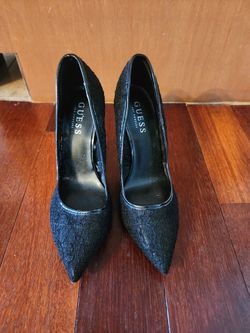 New Guess Heels Pumps Size 6.5