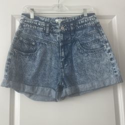 Women’s Forever 21 Jean Shorts - Size 30