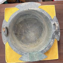 Antique Islamic Seljuk Middle eastern Bronze khorassan 3 Legged Cauldron