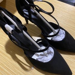 Size 9 Coutgo Women Ankle Buckle Pumps Mid Heels 