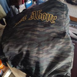 Jacket 🧥 Size Large 