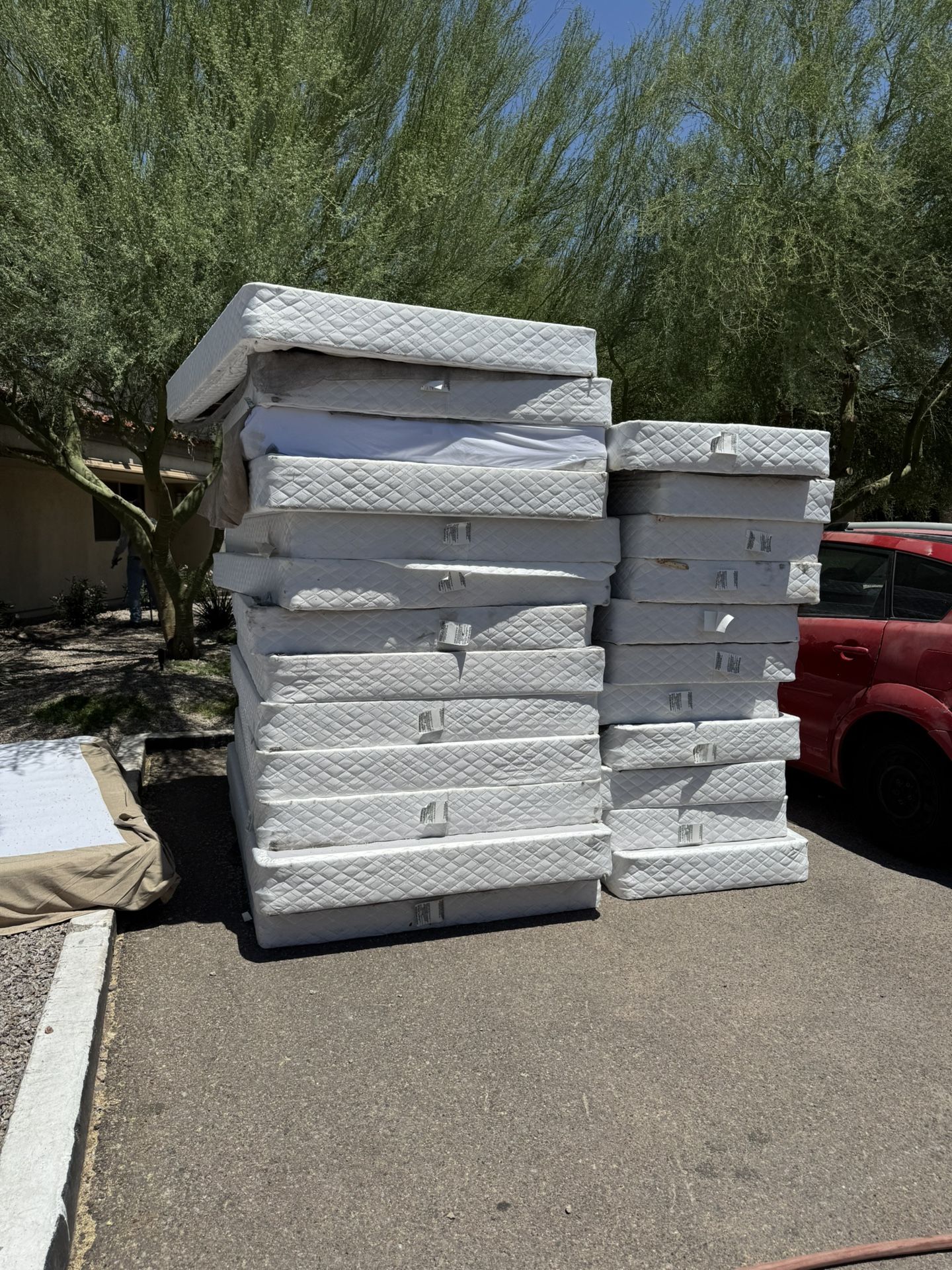Box Springs $5 Each / Full Sized / King Sized READ DESCRIPTION For Details