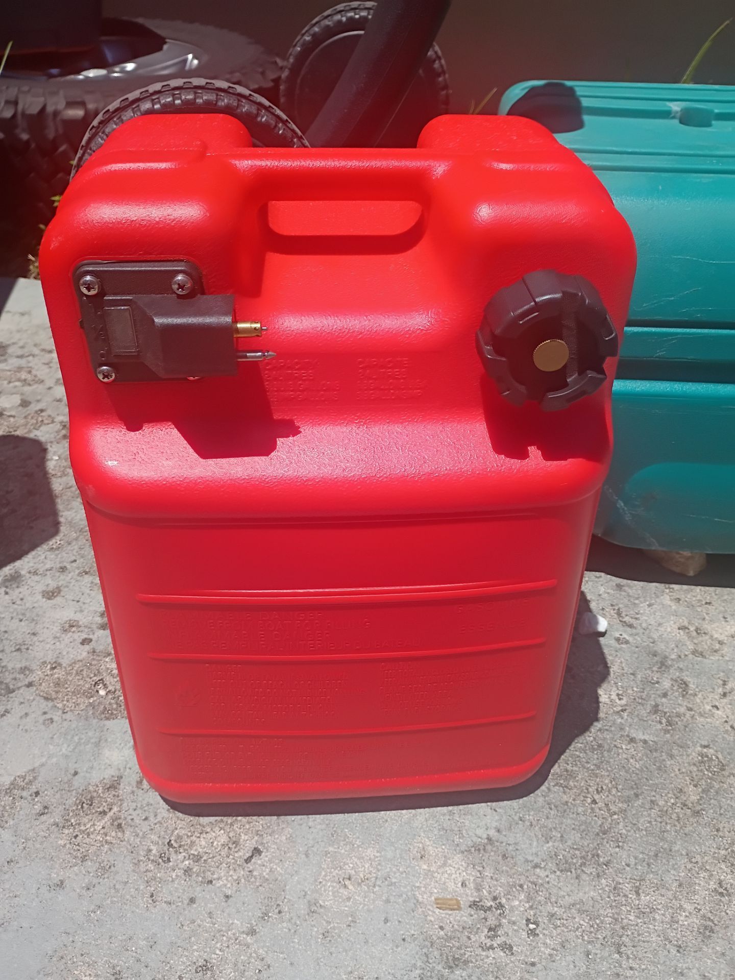 Small boat gas tank