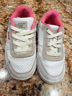 Levi’s toddler shoe 10c