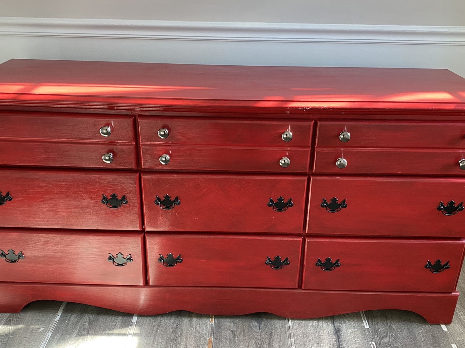 😍😍LARGE WOODEN DRESSER 😍😍