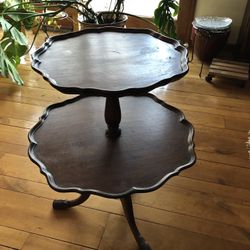 Mid-Century  Accent Table: Two-Tier Pie Crust