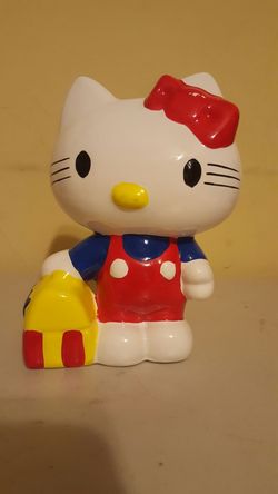 Hello Kitty piggy bank