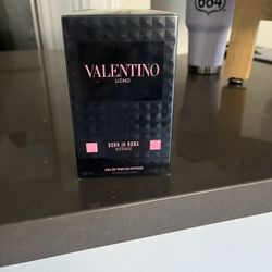 $ 80 Valentino Born In Roma Intense 