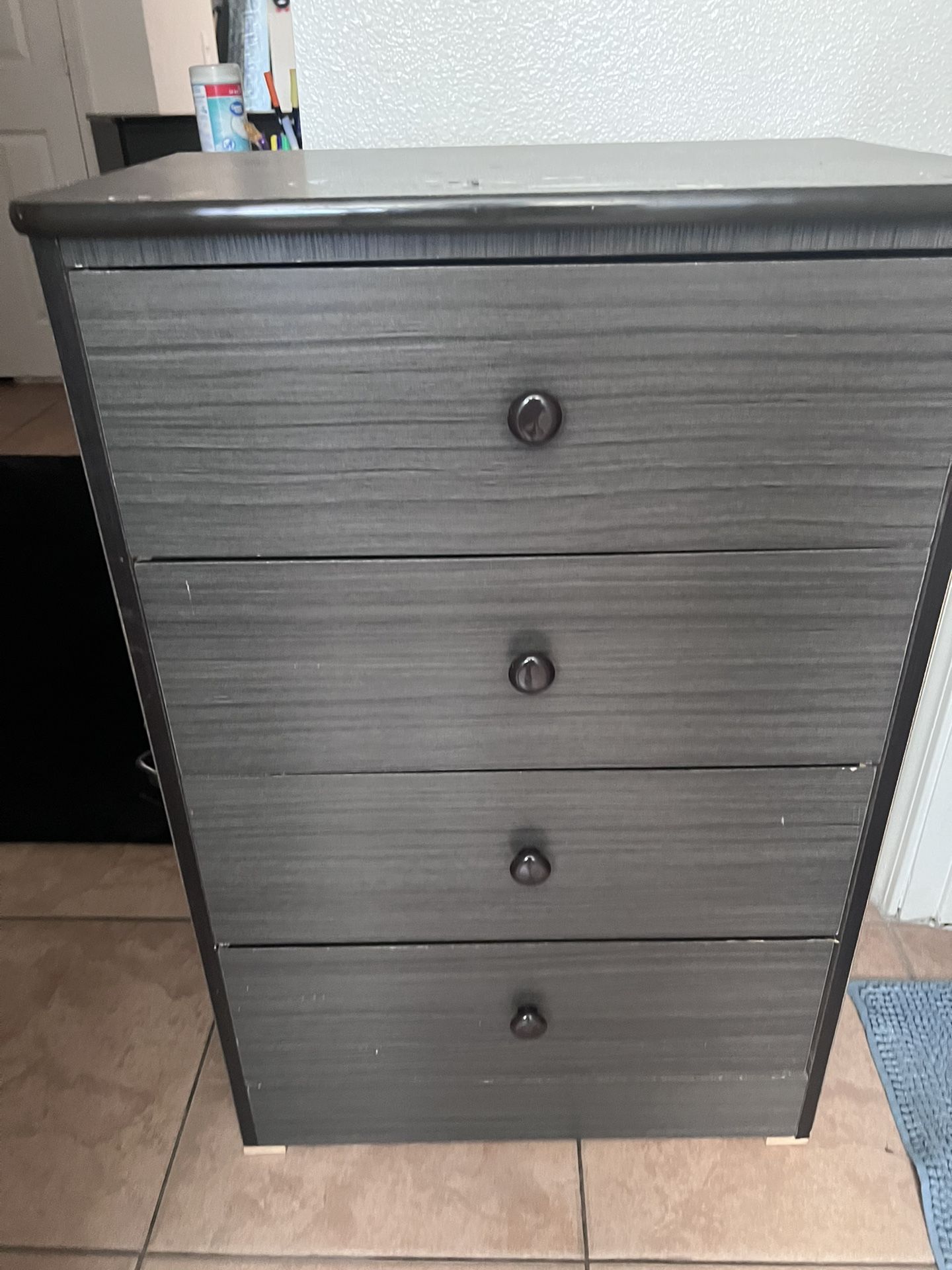 Free Dressers