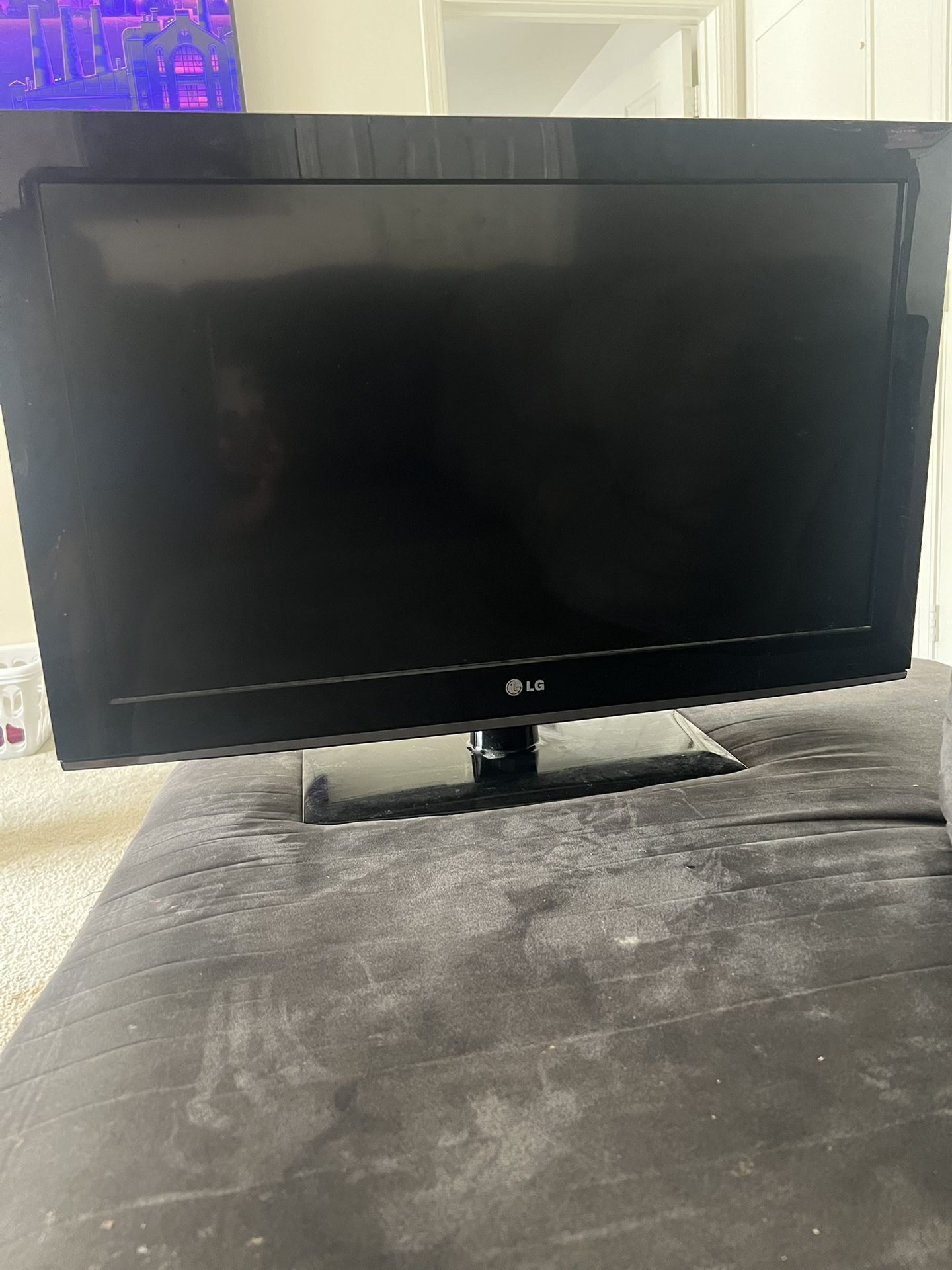 30’ TV 