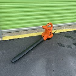 Black And Decker Corded Electric Blower Like New 