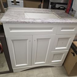 36 in bathroom vanity  new open box item$400