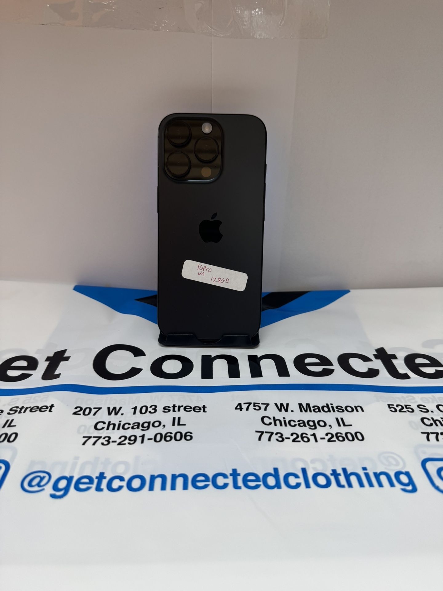 Apple iPhone 16 Pro (Unlocked)