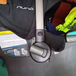 Nuna Car Seat Great Condition Everything Is Clean 
