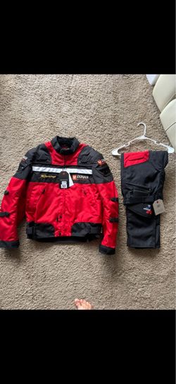 Duhan Motorcycles Riding Jacket and Pants with Buit In Protection Pads ( Size M )