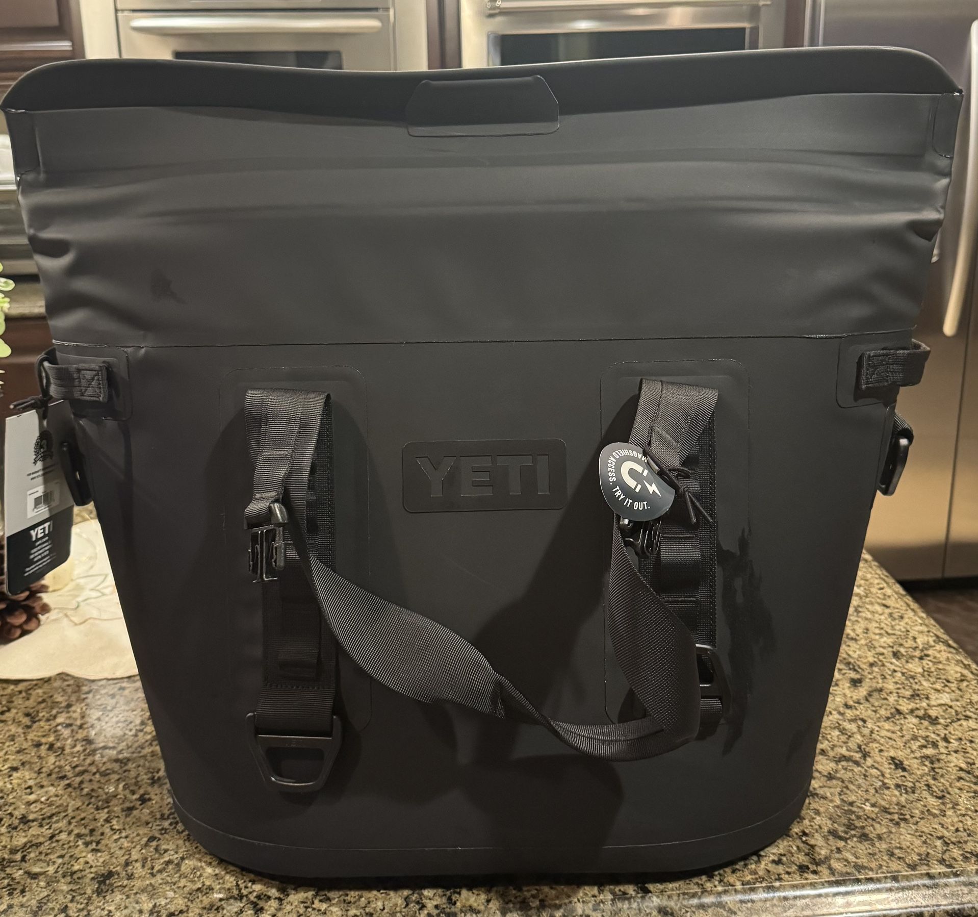 YETI Hopper M30 2.0 Soft Cooler