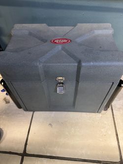 SKB SMALL TACKLE FISHING BOX 7100