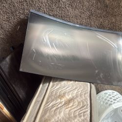 Screen Monitor With Wall Mount