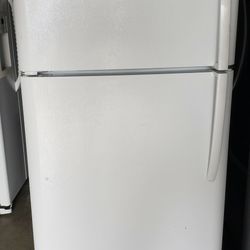 Fridgidaire Top Frezzer