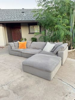 Dream Cloud Couch ( delivery available ) ￼