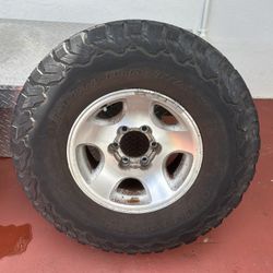 Toyota Land Cruiser OEM Wheels / Tires