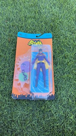2023 DC Batgirl Batman 66 Figure 