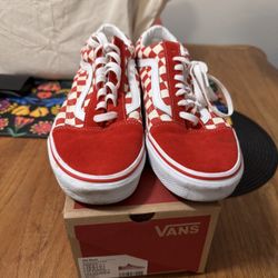 Vans (Men’s) 